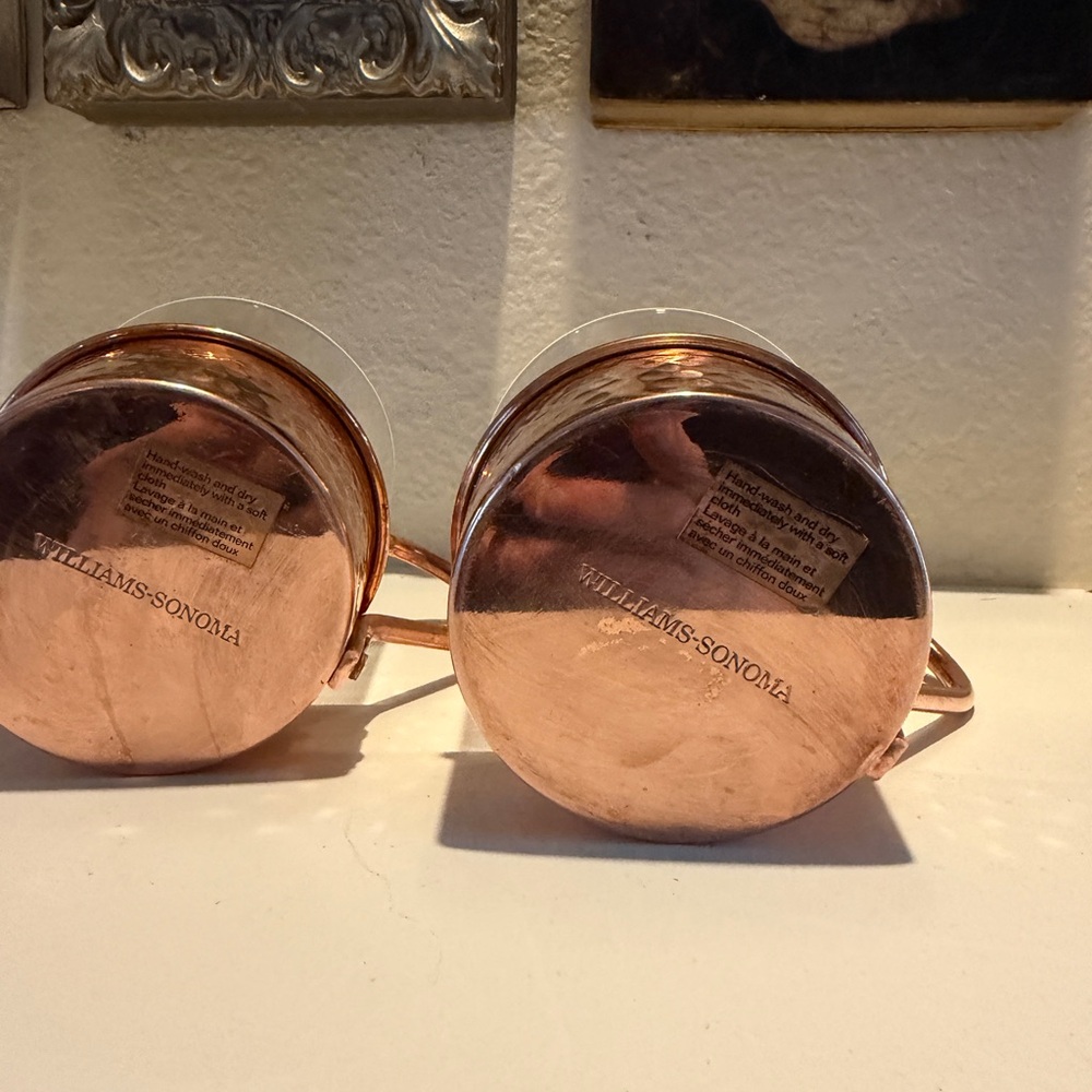 Williams Sonoma Set Of Two Hammered Copper & Glass Mugs - Picture 3 of 7